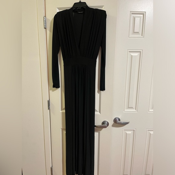 Fashion Nova Dresses & Skirts - Black Medium Fashion Nova Long sleeve dress